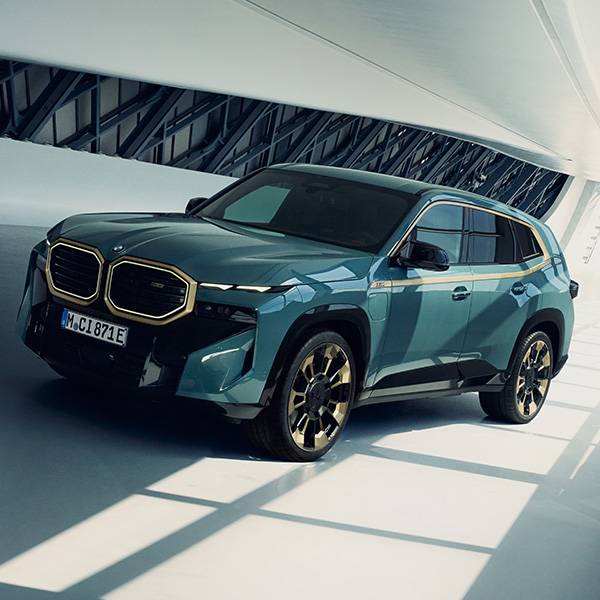 High-Performance Plug-in-Hybrid BMW XM
