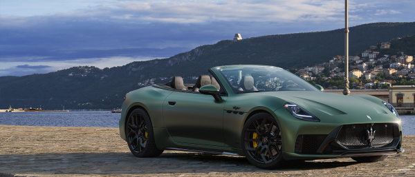 Mehr über den Maserati GranCabrio erfahren