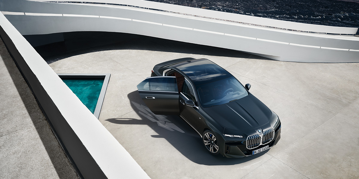 BMW 750e & M760e xDrive Limousine 